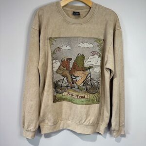 Frog and Toad Mens Unisex Medium Beige Classic Book Cover Tapestry Sweatshirt
